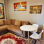 6Th Floor Apartments, Apartament Tirana
